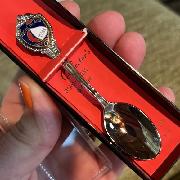 RHODE ISLAND collectors Demi-tasse spoon Ocean State silver in case jam spread - Picture 4 of 11